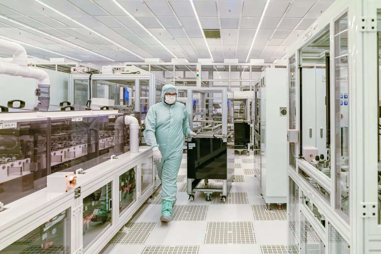防静电地坪在电子车间的重要性及施工关键技术要点解析正文配图 1