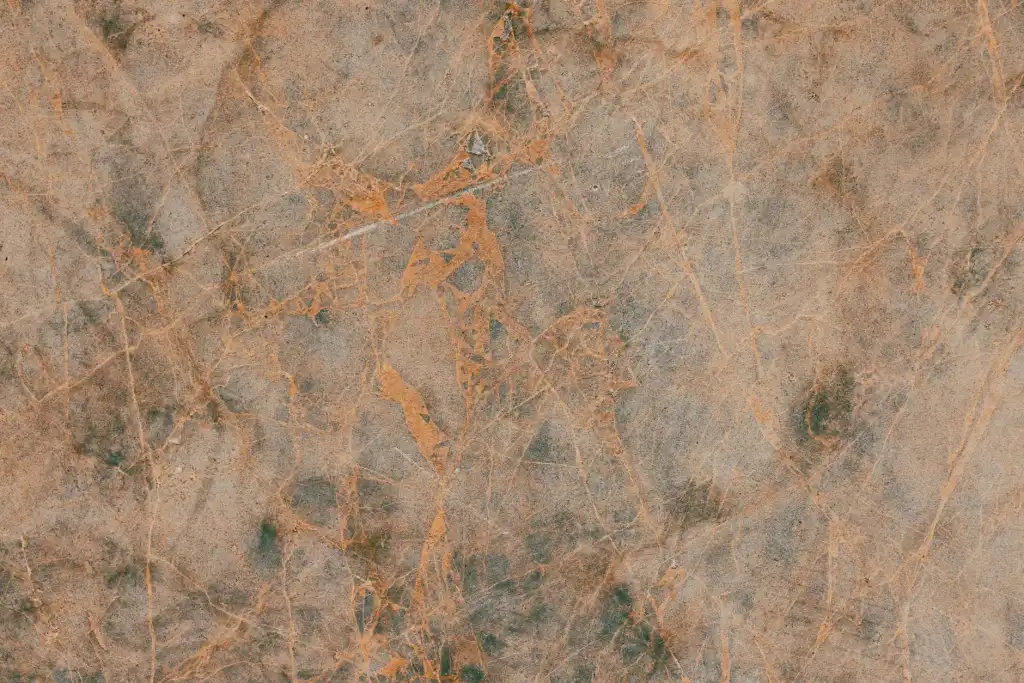 工业厂房地坪选型指南：环氧自流平与耐磨地坪性能对比分析